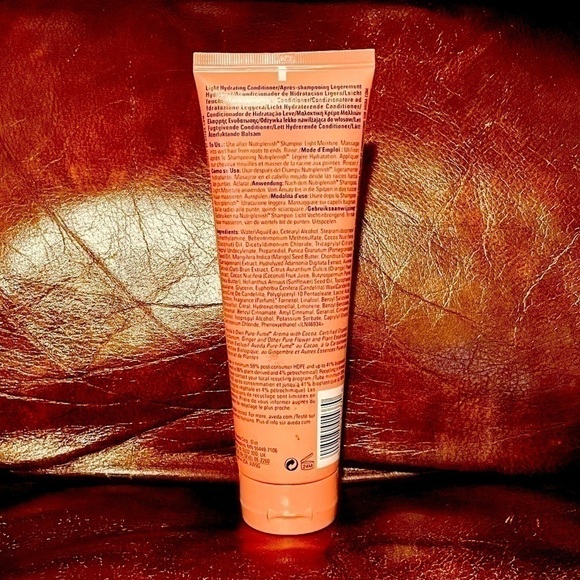 Aveda Nutriplenish conditioner - Picture 2 of 2